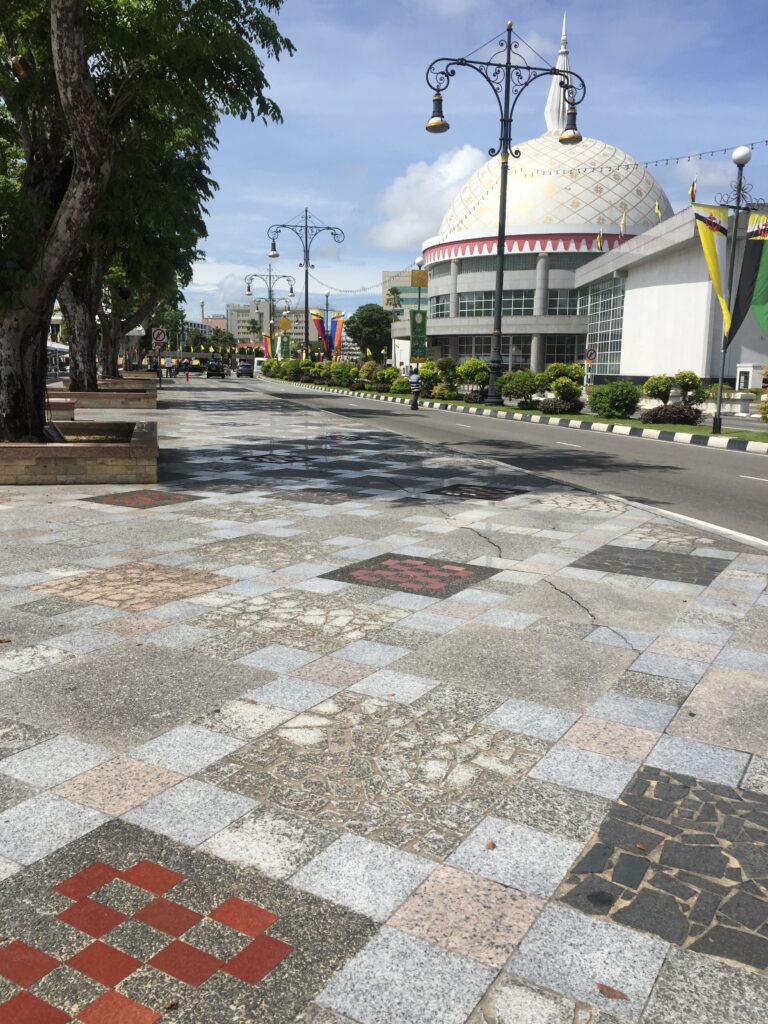 Brunei Royal Regalia Outside