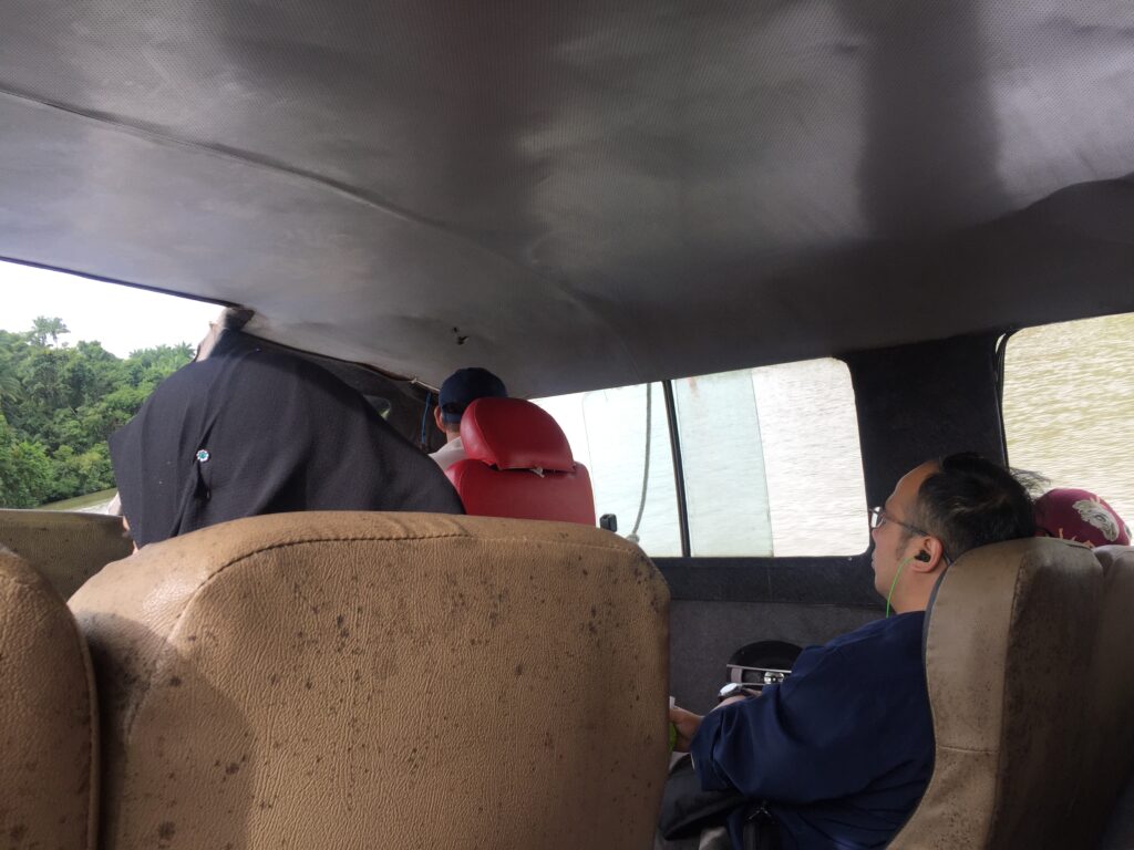 Brunei Ulu Temburong public boat ride